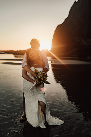 Anthony-Drayann-roadsend-lincoln-city-oregon-elopement-photos-7635