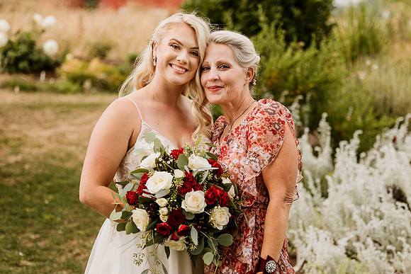 Gage-Mckayla-Adeline-Farm-Wedding-Photos-2021-9510