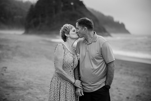 Marybeth-Neskowin-Oregon-Family-Photos-2025 (41 of 78)