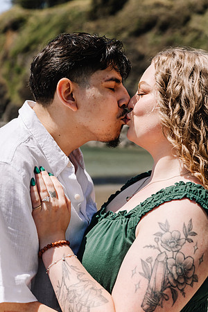 Yaquina-Engagement-Photos-2025 (11 of 33)