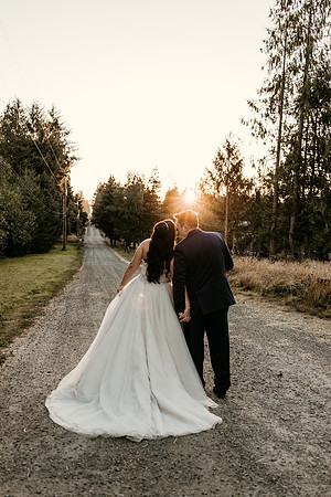 Connor-Cierra-Ranier-Washington-Barn-Rustic-Wedding-Washington-Wedding-Photos-0517