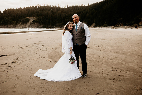 Kacey-Short-Sand-Beach-Tillamook-Oregon-Elopement (74 of 128)