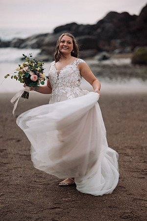 Eric-Kylee-Fishing-Rock-Elopement-Depoe-Bay-0regon-Photos-9355