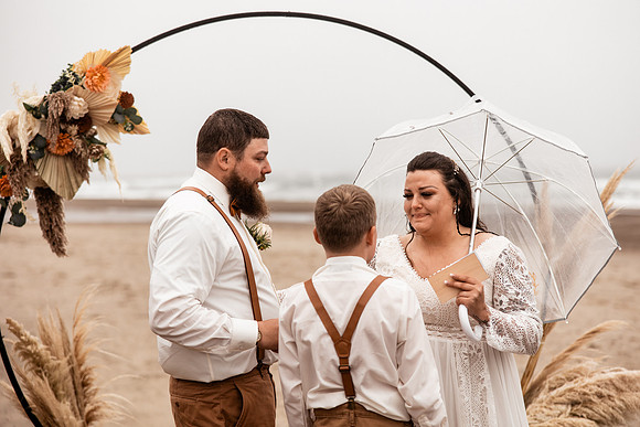Mike-Katie-Depoe-Bay-Oregon-Elopement-Photos-0499