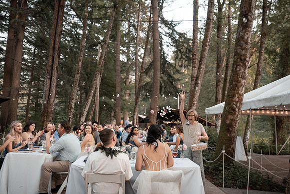 Ryan-Lynsie-Bridal-Veil-Lakes-Portland-Oregon-Weddingg-50