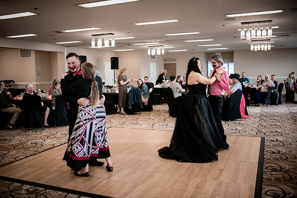 Christian-Brandi-Lincoln-City-Wedding-Photos (27)