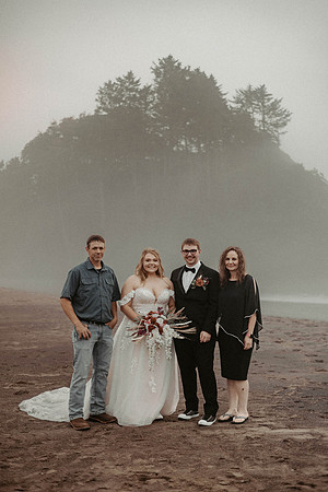 Dalten-MacKenzie-Neskowin-oregon-Elopement-photos (17 of 70)