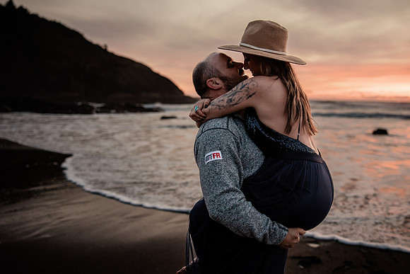 Stuart-Monique-Lincoln-City-Fogarty-creek-Oregon-Couples-Photos-3531