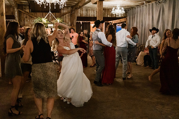 Gage-Mckayla-Adeline-Farm-Wedding-Photos-2021-1136