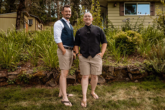 Nick-Melissa-backyard-Oregon-Wedding-2022-22