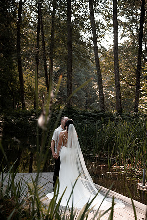 Ryan-Lynsie-Bridal-Veil-Lakes-Portland-Oregon-Weddingg-7