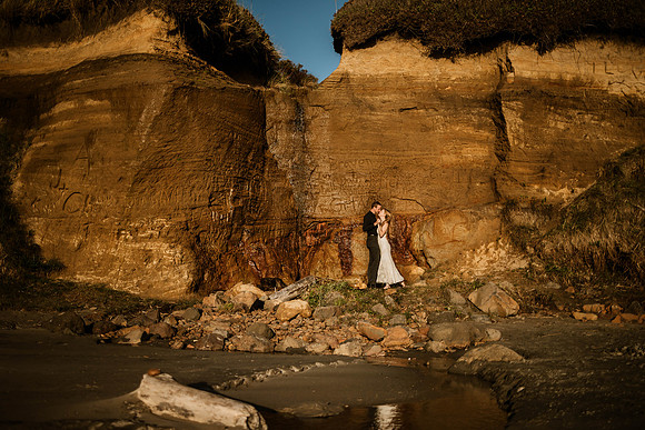Lea-Lincoln-City-Oregon-Elopement-Photos-10