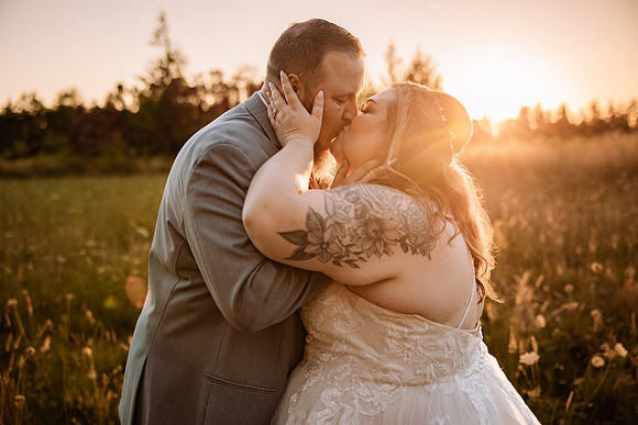 Taylor-Kim-Wedding-Lavender-Owl-Farm-Canby-Oregon (67 of 30)