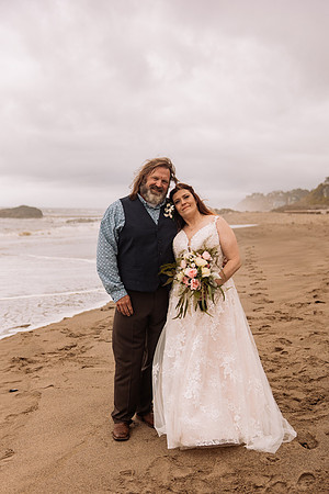 Jeff-April-Inn-Spanish-Head-Lincoln-City-oregon-Wedding-2022 (205 of 299)