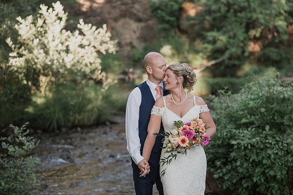 Derrick-Kenzie-Navarra-Gardens-Willamina-Oregon-Wedding-Photos (326 of 436)