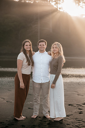 Camille-Neskowin-Family-Photos-2025 (10 of 92)