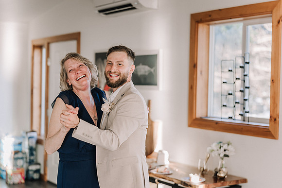 JARED-ALEX-SEAL-ROCK-OREGON-ELOPEMENT-PHOTOS (206 of 241)