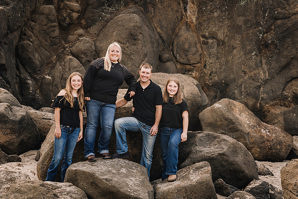 Aubrei-Family-Photos-2024-4