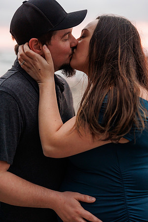 Blake-Maternity-Family-Oceanside-Beach-Oregon-2022-1562