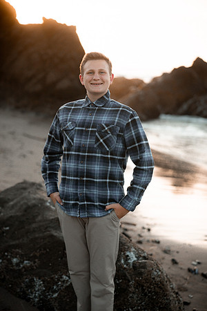 Justin-Megan-Forgarty-Creek-Engagement-Family-Photo-Session-6
