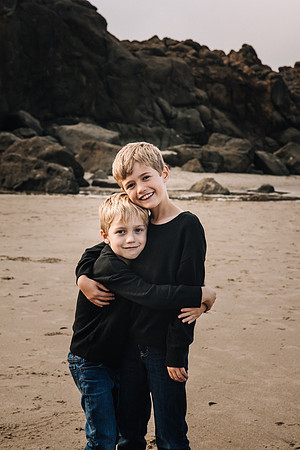 Aubrei-Family-Photos-2024-20
