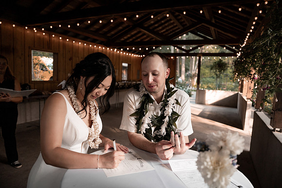 Ryan-Lynsie-Bridal-Veil-Lakes-Portland-Oregon-Weddingg-13