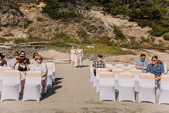 JARED-ALEX-SEAL-ROCK-OREGON-ELOPEMENT-PHOTOS (10 of 241)