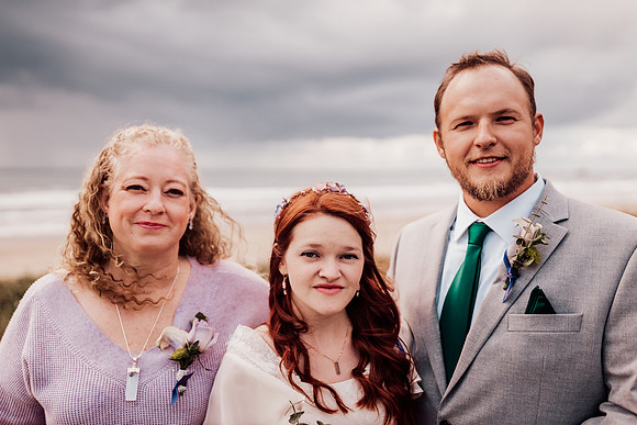 Annie-Ryan-Lincoln-city-roads-end-park-oregon-elopement-photos-169