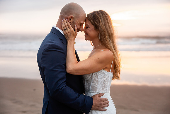 Jillian-Peter-Depoe-Bay-Oregon-Elopement-photos-61
