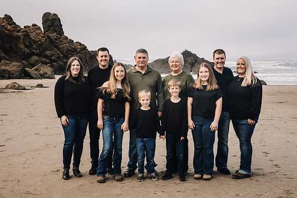 Aubrei-Family-Photos-2024-10