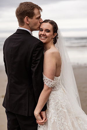 Nathan-Lacey-Newport-Oregon-Elopement-Photos-2025 (70 of 101)