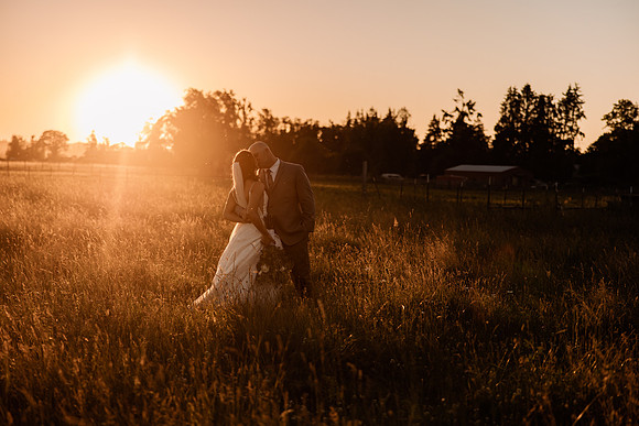 Chris-Victoria-Wedding-Photos-2022-Oregon-PORTRAITS (39)