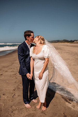 Graeson-Helen-Neskowin-Elopement-Photos-9341