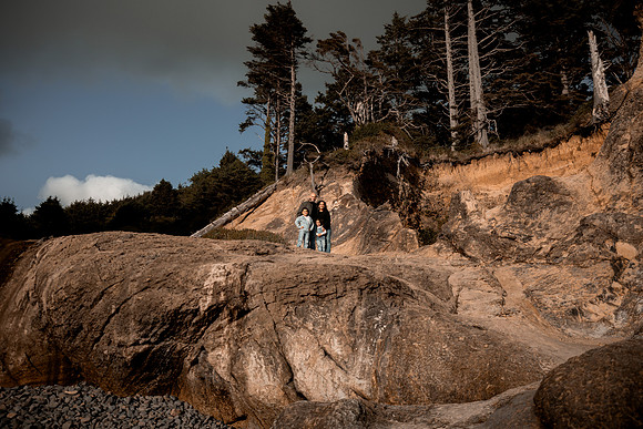 Kristina-family-photos-2025-Hug-Point-Oregon (21 of 51)