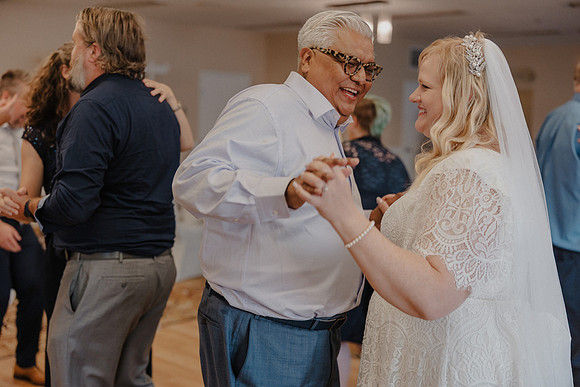 Marcus-Lori-Chinook-Winds-Seafood-Grille-Lincoln-City-Oregon-Wedding-Photos (412 of 477)
