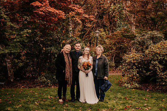 Autumn-Brad-Fall-Eugene-Oregon-Hendricks-Park-Elopement-Wedding-Photos-0161