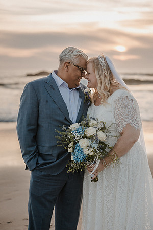 Marcus-Lori-Chinook-Winds-Seafood-Grille-Lincoln-City-Oregon-Wedding-Photos (419 of 477)