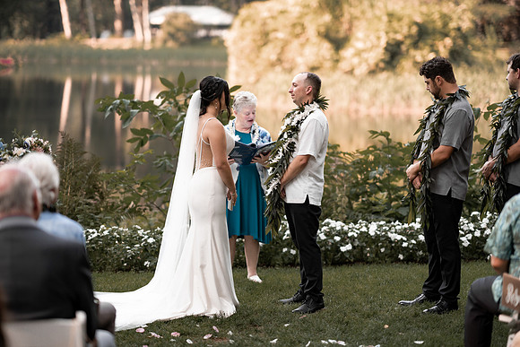 Ryan-Lynsie-Bridal-Veil-Lakes-Portland-Oregon-Weddingg-34