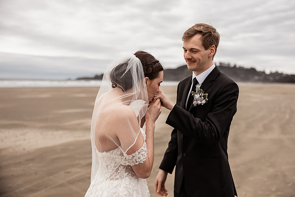 Nathan-Lacey-Newport-Oregon-Elopement-Photos-2025 (10 of 101)