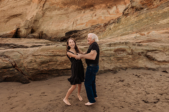 Amanda-Family-Photos-Pacific-City-Oregon-2025 (52 of 53)