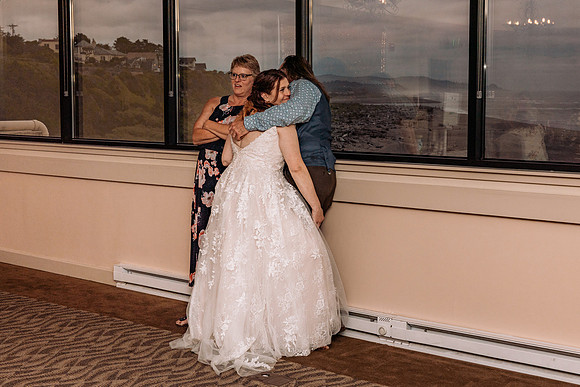 Jeff-April-Inn-Spanish-Head-Lincoln-City-oregon-Wedding-2022 (373 of 299)