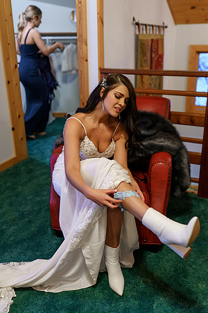 Tyler-Brittani-Lake-Priest-Idaho-Winter-Snow-Wedding-2021-03113