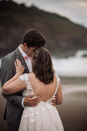 Eric-Kylee-Fishing-Rock-Elopement-Depoe-Bay-0regon-Photos-9342