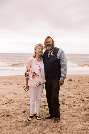 Jeff-April-Inn-Spanish-Head-Lincoln-City-oregon-Wedding-2022 (180 of 299)