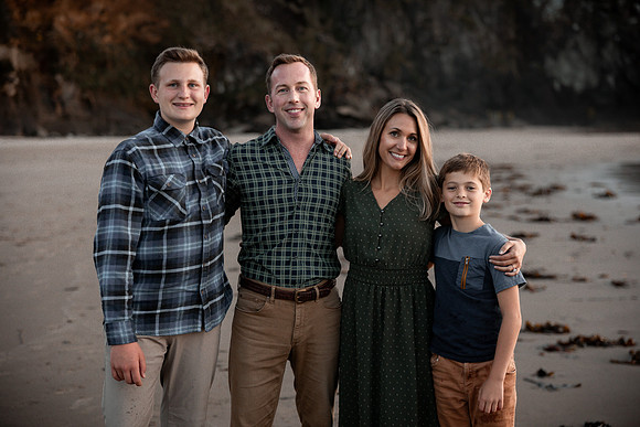 Justin-Megan-Forgarty-Creek-Engagement-Family-Photo-Session-47