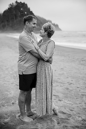 Marybeth-Neskowin-Oregon-Family-Photos-2025 (36 of 78)