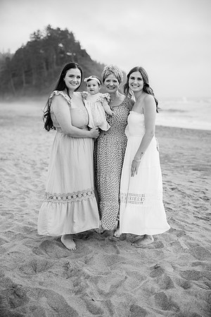 Marybeth-Neskowin-Oregon-Family-Photos-2025 (13 of 78)