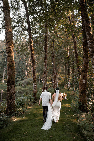 Ryan-Lynsie-Bridal-Veil-Lakes-Portland-Oregon-Weddingg-64
