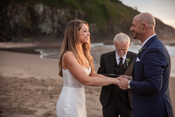 Jillian-Peter-Depoe-Bay-Oregon-Elopement-photos-14