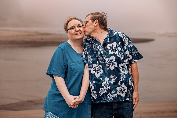 Debra-Proposal-Rock-Oregon-Family-Photos-2022 (22 of 50)
